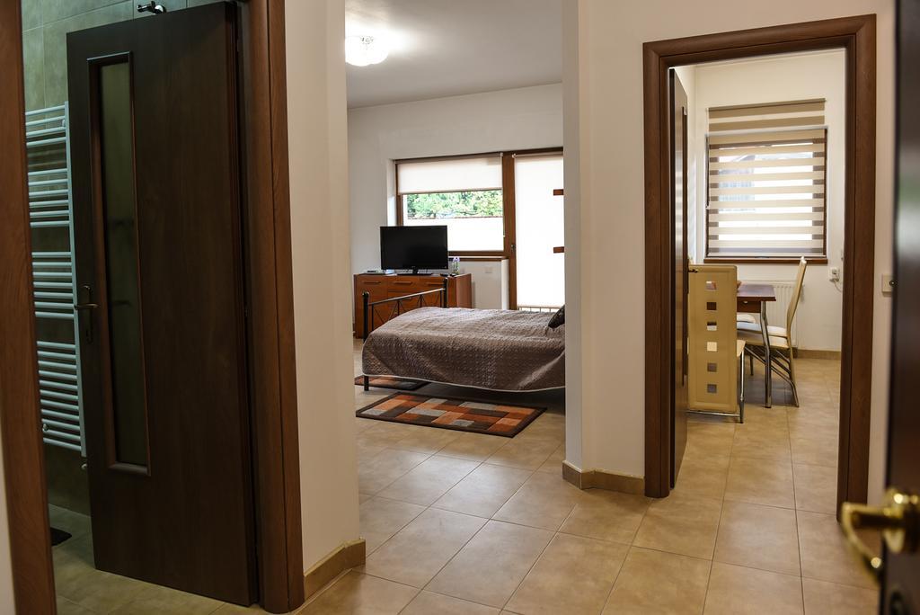 Modern Apartment Near City Center Kaloşvar Dış mekan fotoğraf